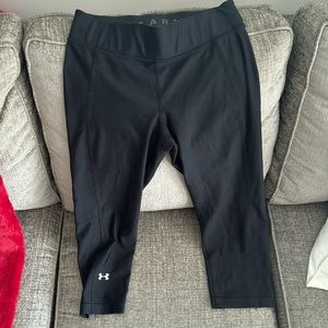 EUC Under Armour leggings, color, black size medium